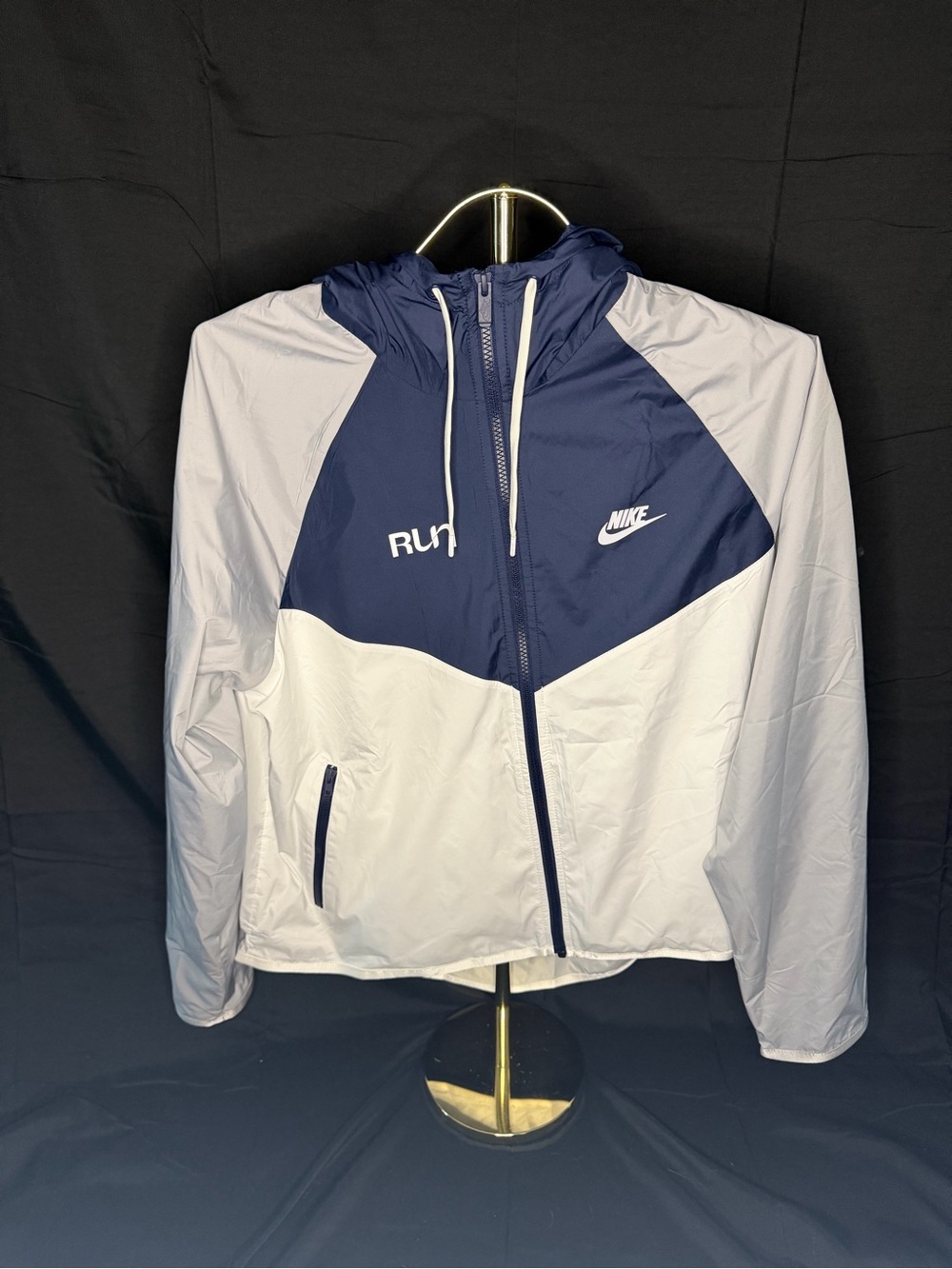 Nike Colorblock Navy and White Hooded Windbreaker 0375